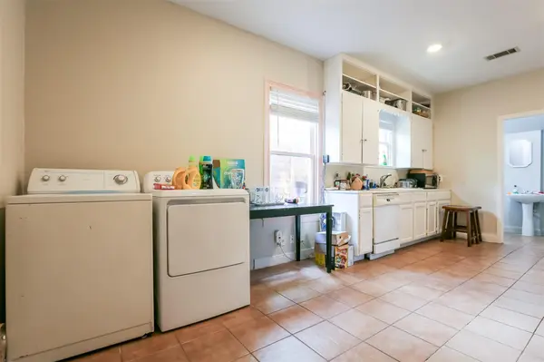 308 E 32nd ST #A+B, Austin, TX 78705