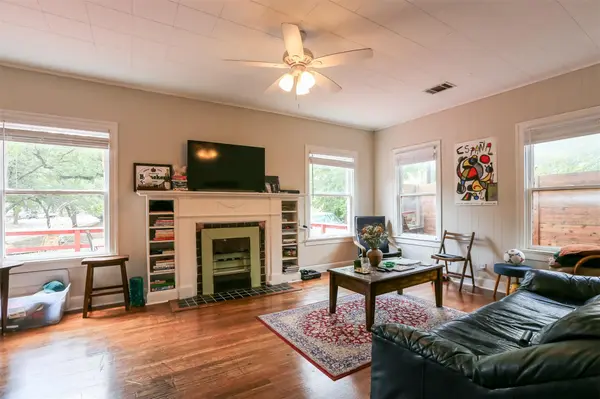 308 E 32nd ST #A, Austin, TX 78705