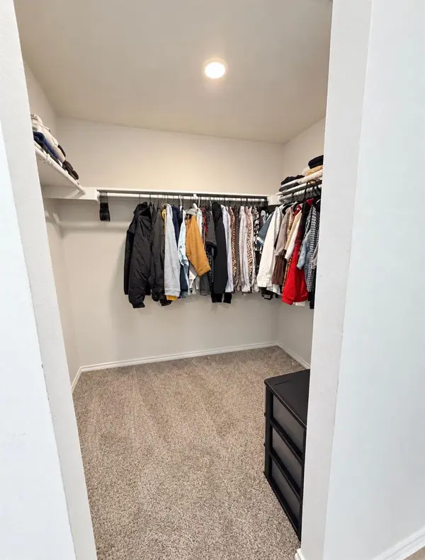 1823 Windsor BLVD, Lockhart, TX 78644