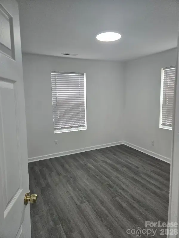 1200 Cheshire AVE, Charlotte, NC 28208