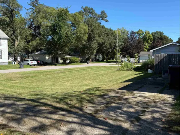 1224 Canton ST, Elkhart, IN 46514
