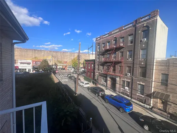 2312 32nd ST, Astoria, NY 11105