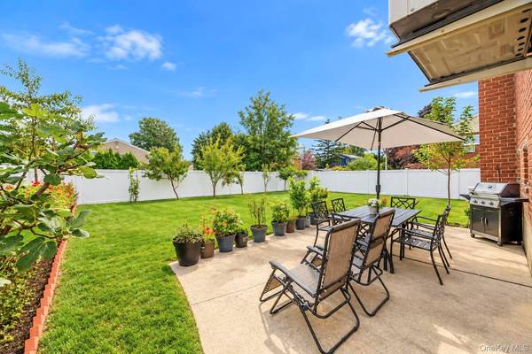 455 Pacific ST, Massapequa Park, NY 11762