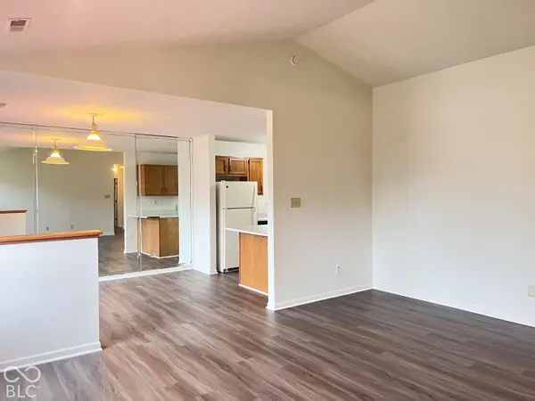 5971 Sycamore Forge DR, Indianapolis, IN 46254