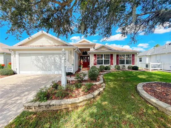 3209 HAMPTON LN, The Villages, FL 32162