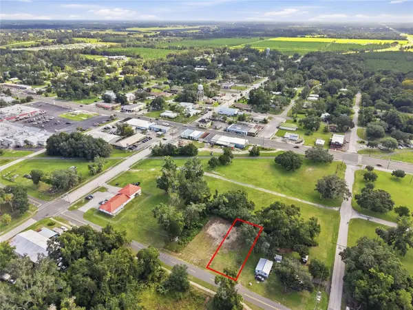 105 SW 2ND ST, Chiefland, FL 32626