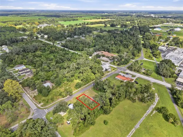 105 SW 2ND ST, Chiefland, FL 32626