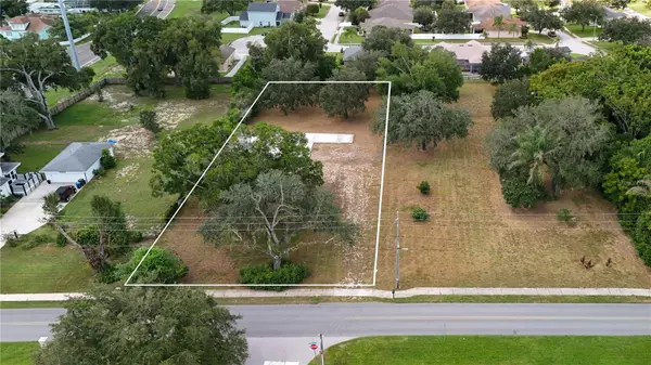 2104 PENINSULAR DR, Haines City, FL 33844
