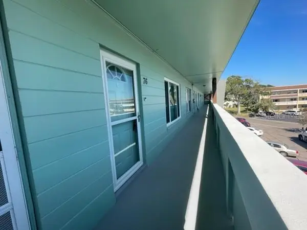 2042 AUSTRALIA WAY W #76, Clearwater, FL 33763