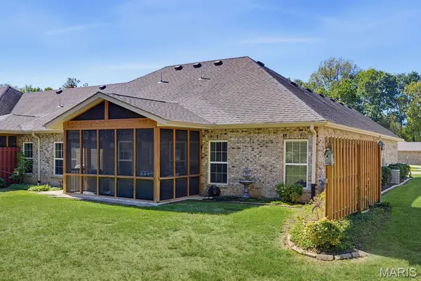 2923 Shadow Wood LN, Cape Girardeau, MO 63701
