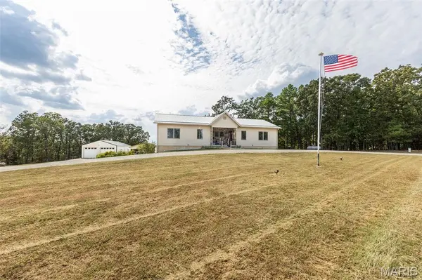 10210 County Road 5260, Rolla, MO 65401