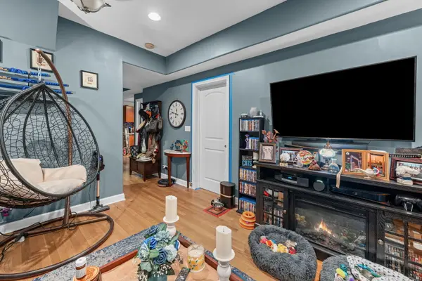 1654 W FARWELL AVE #GJ, Chicago, IL 60626