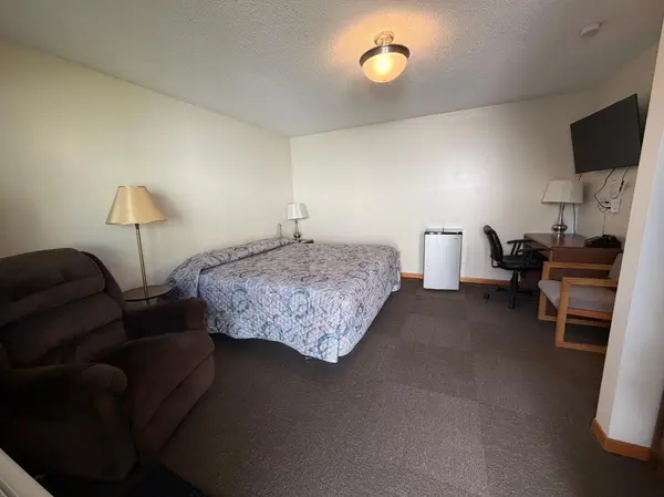 45 Highway 32 N, Gwinner, ND 58040