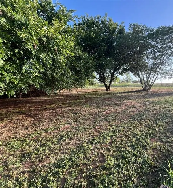 1420 County Road 1420, Ninnekah, OK 73067