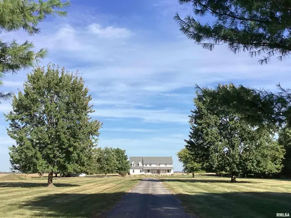 15524 SULLIVAN RD, Divernon, IL 62530