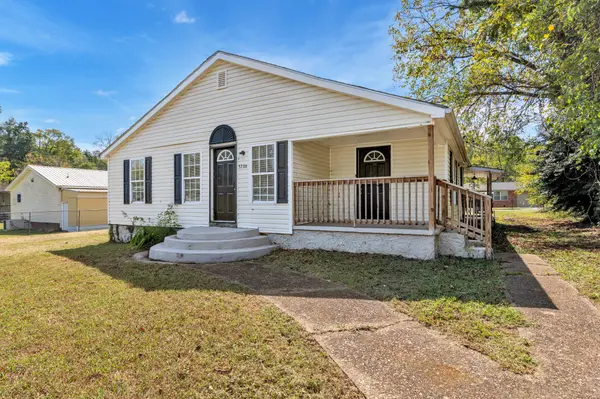 3206 Dyer St, Chattanooga, TN 37411
