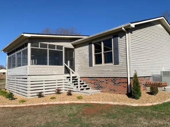312 McKinney St, Estill Springs, TN 37330