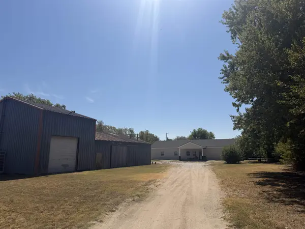 9650 N 103rd St W, Sedgwick, KS 67147
