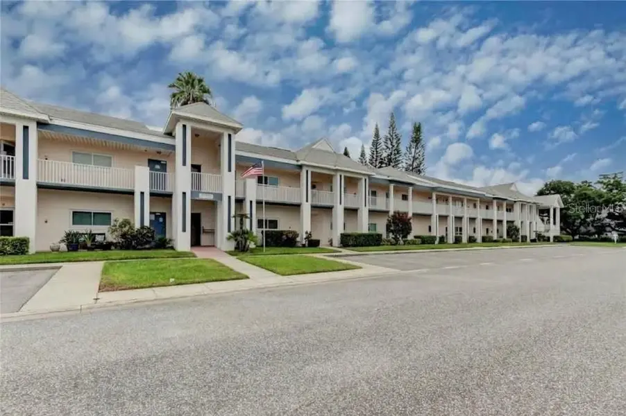 2291 AMERICUS BLVD W #5, Clearwater, FL 33763