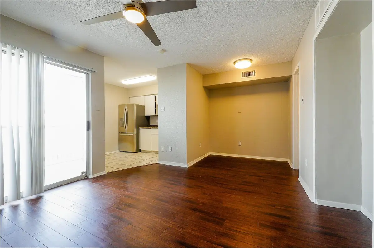 1840 Burton DR #227, Austin, TX 78741