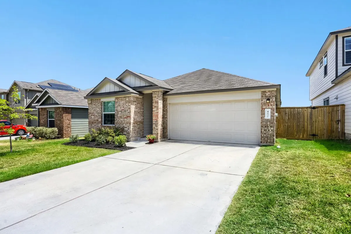 452 Perfect World LOOP, Jarrell, TX 76537