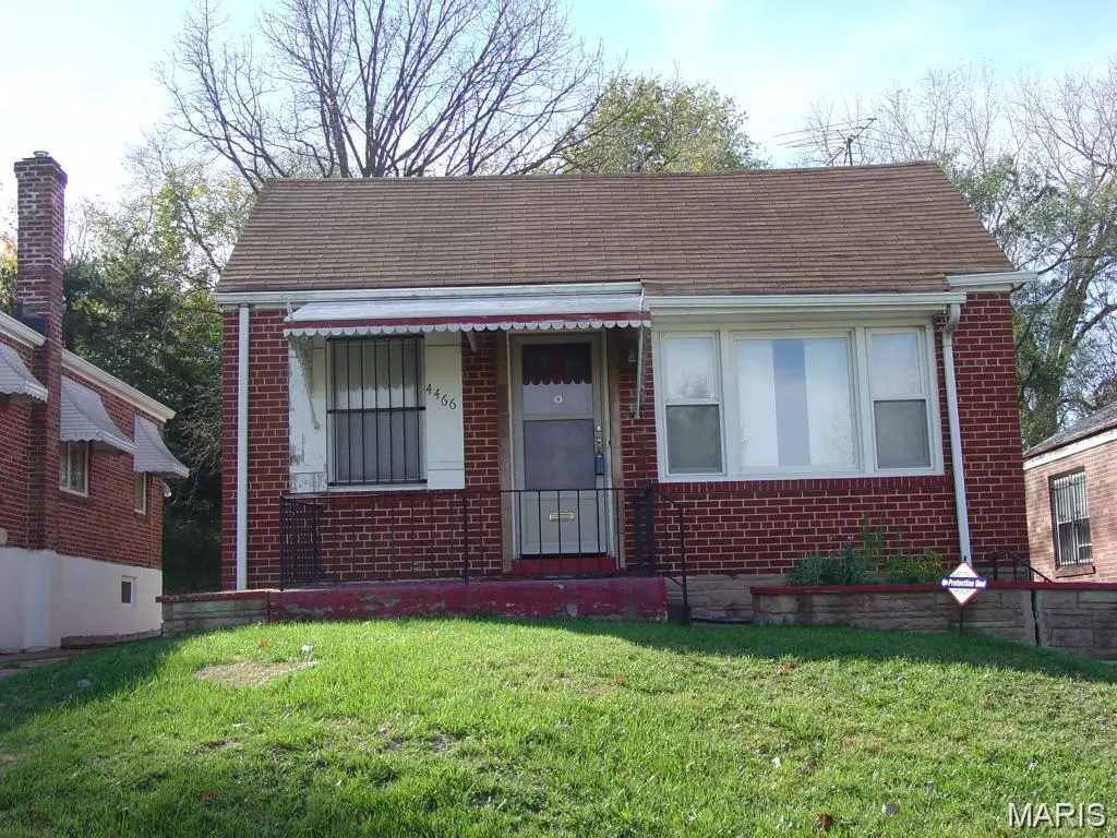 4466 Carter AVE, St Louis, MO 63115