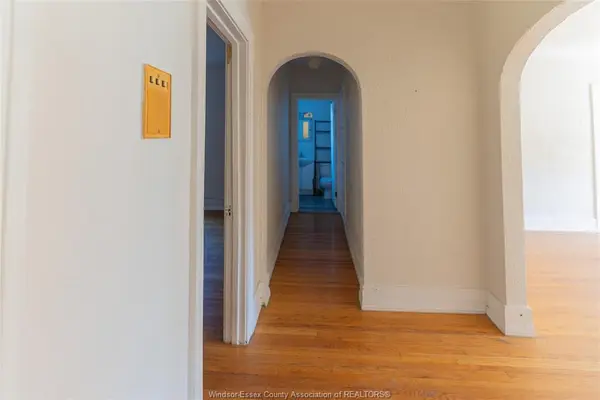 710 Giles Boulevard East #201, Windsor, ON N9A 4E4