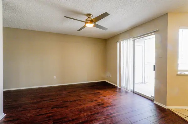 1840 Burton DR #227, Austin, TX 78741