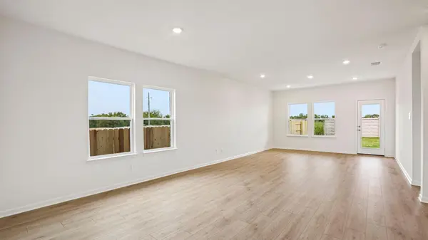 25524 Farmers Crop LN, Elgin, TX 78621