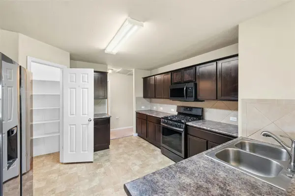 207 Wild Cat DR, Bastrop, TX 78602