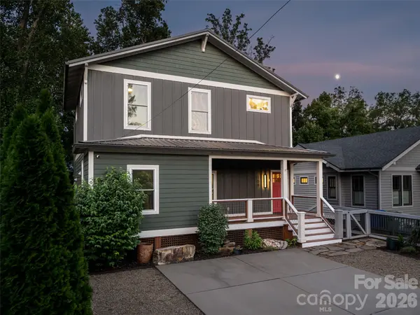 158 Riverview DR, Asheville, NC 28806