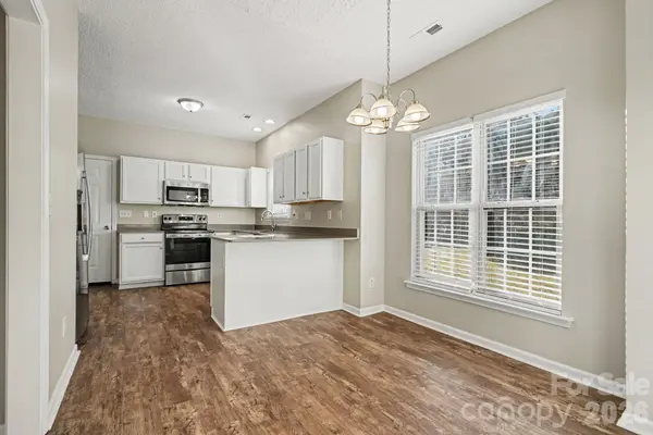 1009 Sandy Point DR SW, Concord, NC 28025