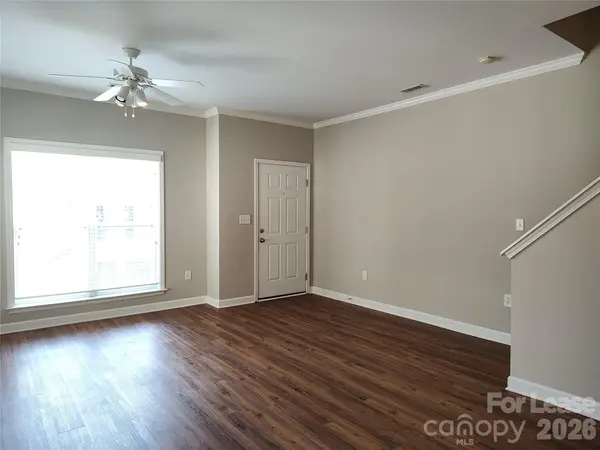 500 Village Park DR, Belmont, NC 28012
