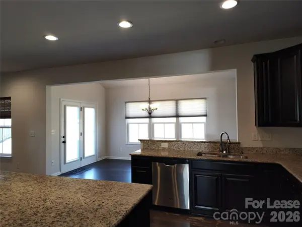 1737 Mill Creek LN, Concord, NC 28025