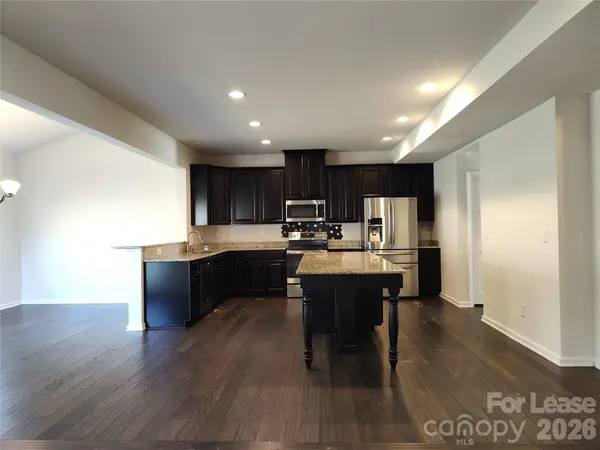 1737 Mill Creek LN, Concord, NC 28025