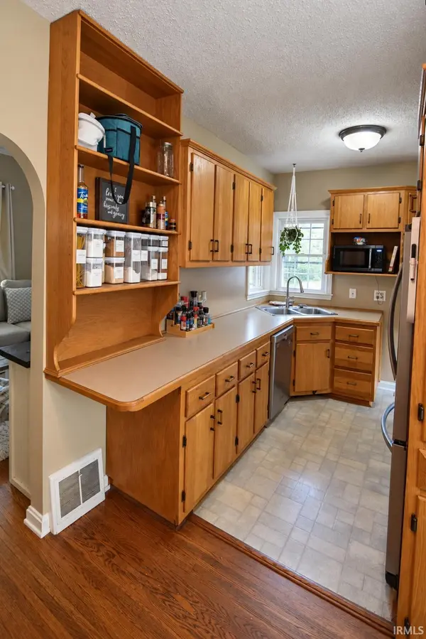 2113 E Chandler AVE, Evansville, IN 47714