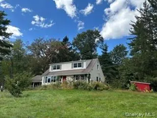 4 Spruce ST, Nanuet, NY 10954