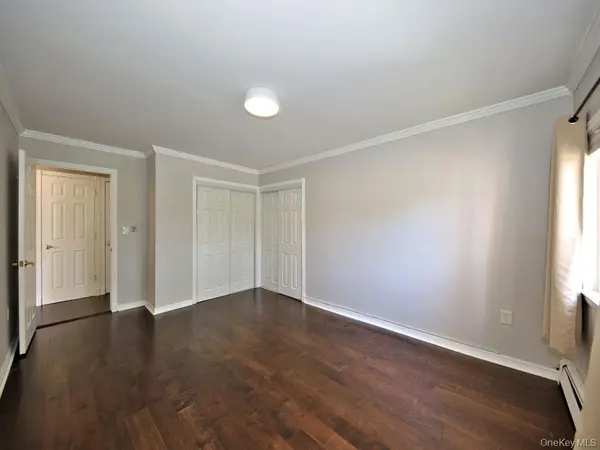 828 Pelhamdale RD #2B, New Rochelle, NY 10801