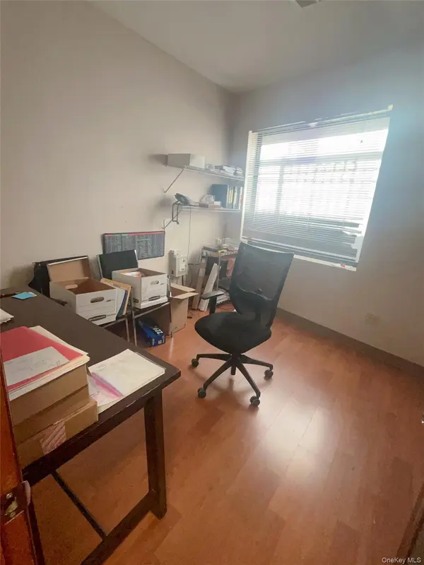 102-19 Roosevelt AVE #2A, Corona, NY 11368