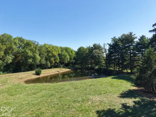 1030 Amos RD, Shelbyville, IN 46176