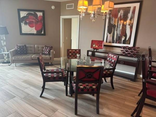 800 N TAMIAMI TRL #1006, Sarasota, FL 34236