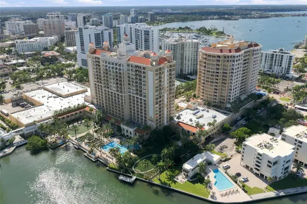 1111 RITZ CARLTON DR #1704, Sarasota, FL 34236