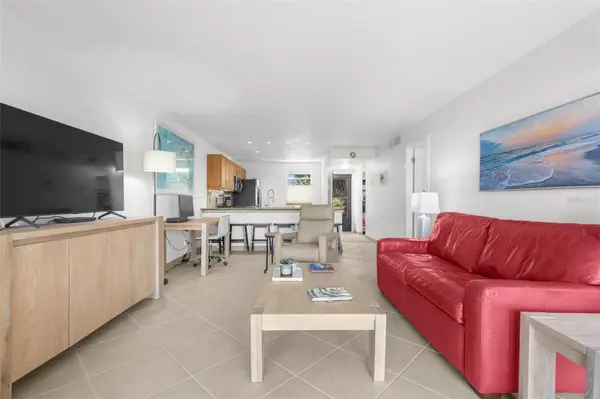 600 SUTTON PL #101B, Longboat Key, FL 34228