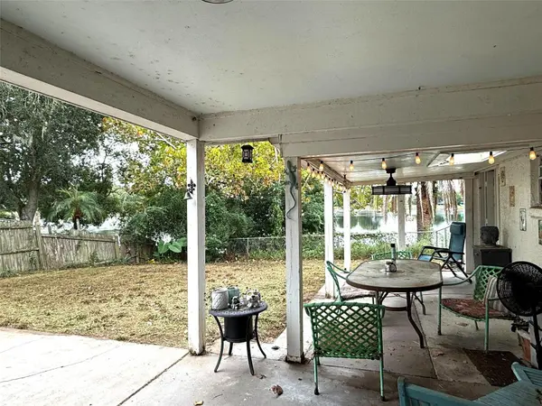 1318 ASHBY CIR, Apopka, FL 32703