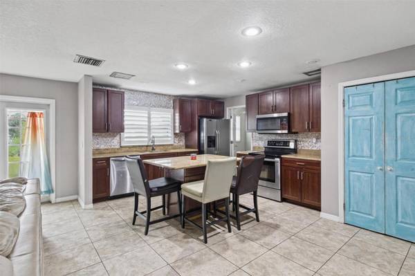 3636 DOVETAIL LN N, Lakeland, FL 33812