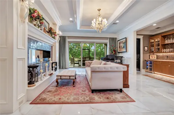 8804 BAY HILL BLVD, Orlando, FL 32819