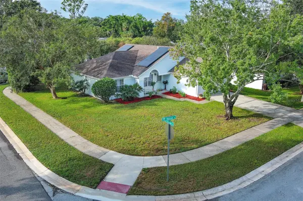 2446 BRIARCREEK DR, Apopka, FL 32703