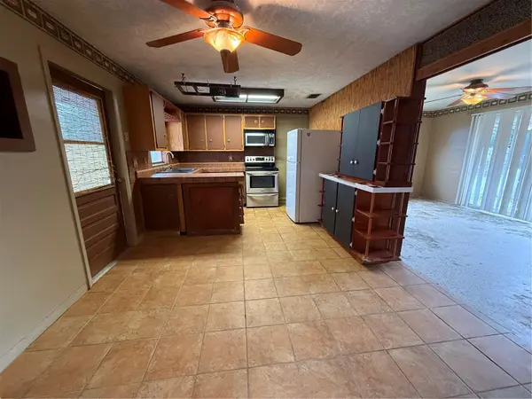 141 N EDGEMON AVE, Winter Springs, FL 32708