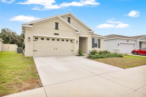 34024 SKY BLOSSOM CIR, Leesburg, FL 34788