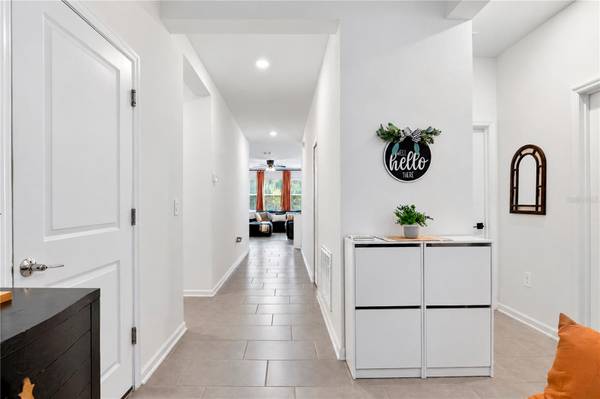 34024 SKY BLOSSOM CIR, Leesburg, FL 34788